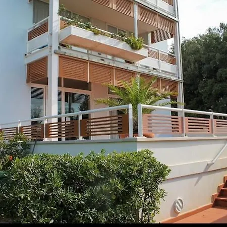 Апартаменты Saporedimare - Full Comfort Quiet With Seaview Rooftop Pool *